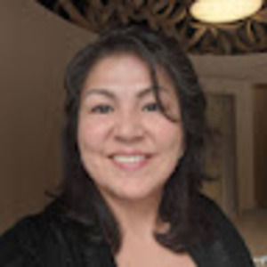 Meet your Posher, Karalyn